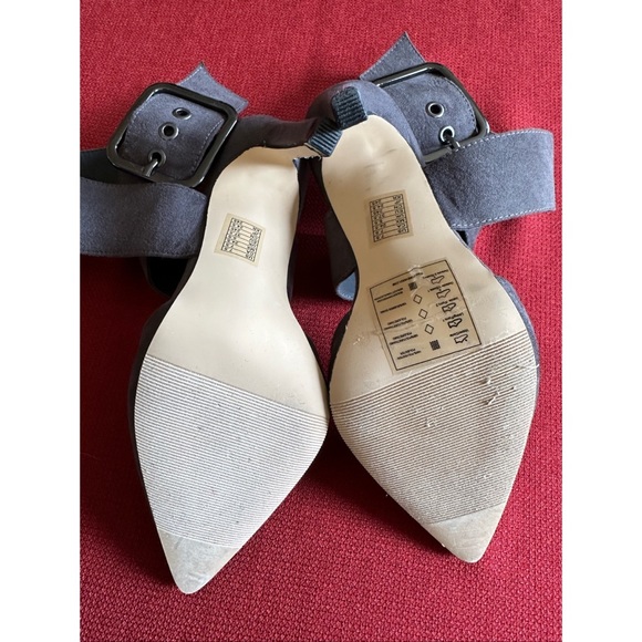 Forever 21 Gray Microsuede Wrap Around Pointy Toe Heeled Sandals, 7.5 - Picture 9 of 10